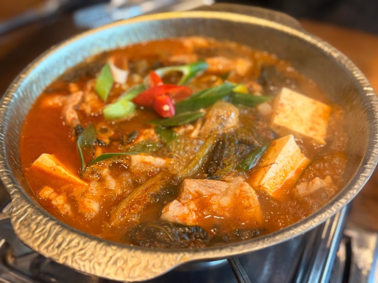 방배역·내방역 모임 맛집 3곳, 룸식당·솥밥·한우 음식 대표 이미지